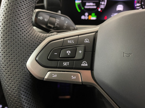 Volkswagen - Passat Variant