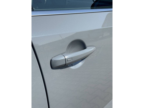 thumb-undefined