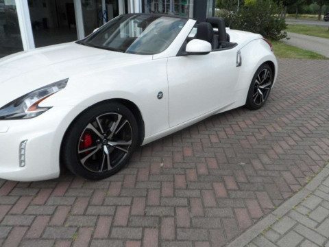 370Z