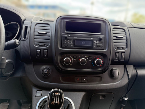 Ansicht 9 - Gebrauchtwagen Fahrzeug, Modell NV300 der Marke Nissan von Verkäufer Autohaus Wegener Berlin GmbH - Filiale Spandau