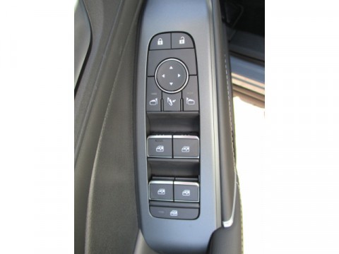 thumb-undefined