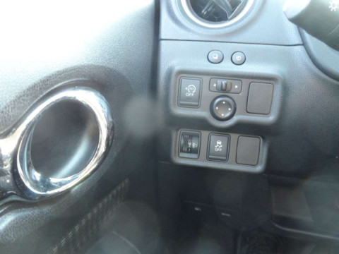 thumb-undefined