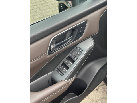 thumb-undefined
