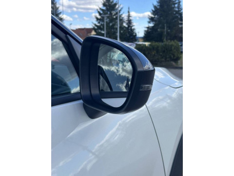 thumb-undefined