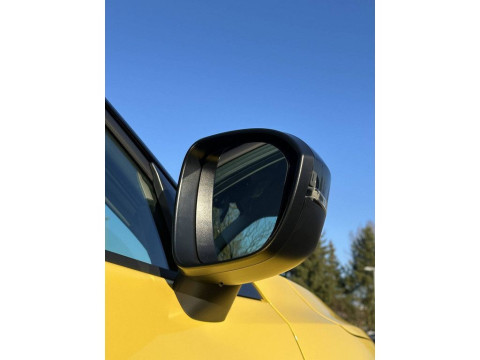 thumb-undefined