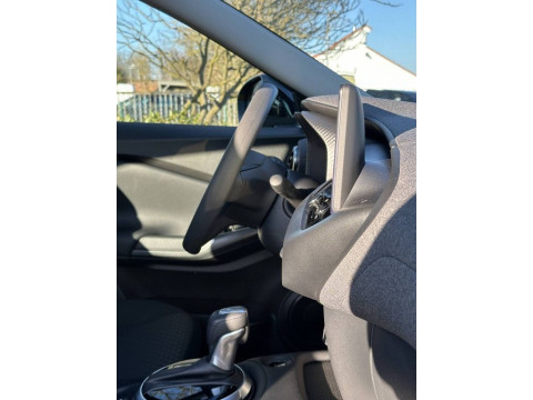 thumb-undefined