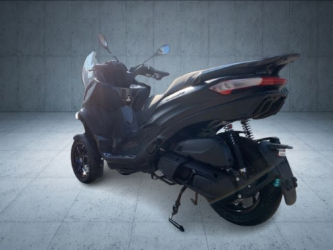Piaggio MP3 - MP3 400 HPE Sport Schwarz Meteora