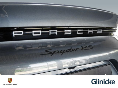 Porsche - 718 Spyder