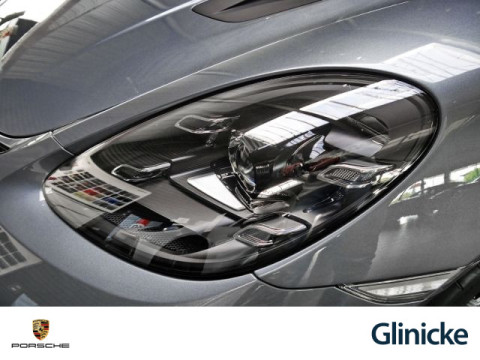 Porsche - 718 Spyder