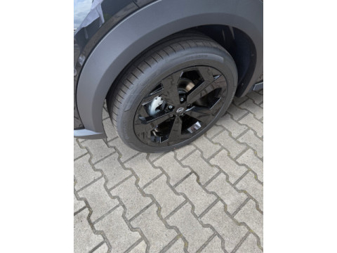 thumb-undefined