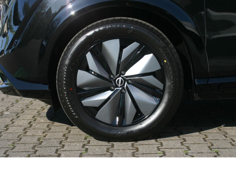 thumb-undefined