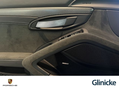 Porsche - 718 Spyder