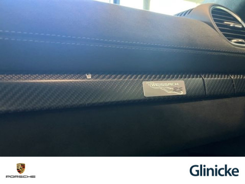 Porsche - 718 Spyder