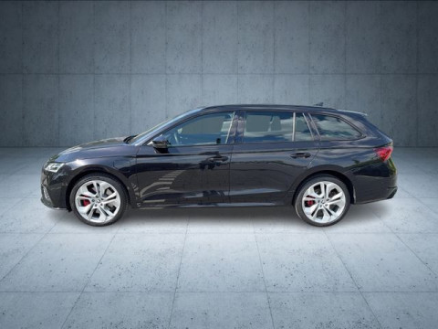 Škoda Octavia - Octavia Combi RS iV Nav/Canton/DCC/19''/pACC/HuD