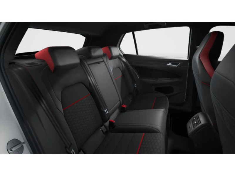 Volkswagen - Golf GTI