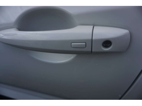 thumb-undefined