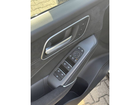 thumb-undefined
