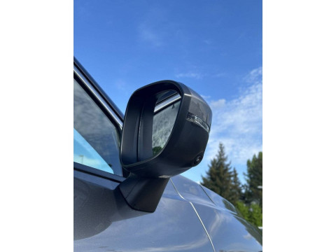 thumb-undefined