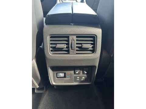 thumb-undefined