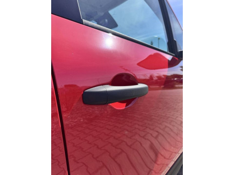 thumb-undefined