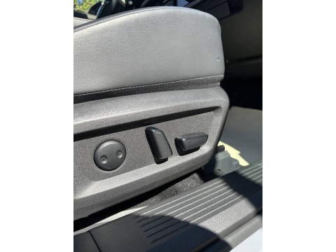 thumb-undefined