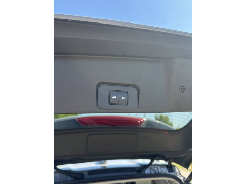 thumb-undefined