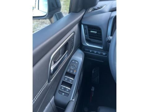 thumb-undefined