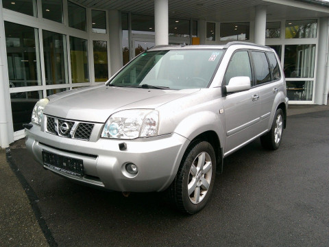 Ansicht 1 - Gebrauchtwagen Fahrzeug, Modell X-Trail der Marke Nissan von Verkäufer Autohaus Helmut Weinmann GmbH & Co. KG