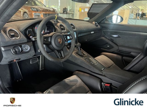 Porsche - 718 Spyder