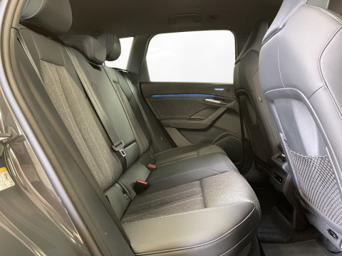 Audi - Q6 SUV e-tron