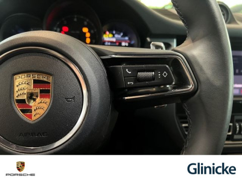 Porsche - Macan