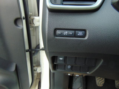 thumb-undefined