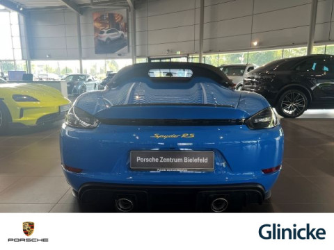 Porsche - 718 Spyder