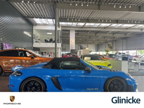 Porsche - 718 Spyder