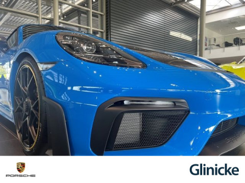 Porsche - 718 Spyder