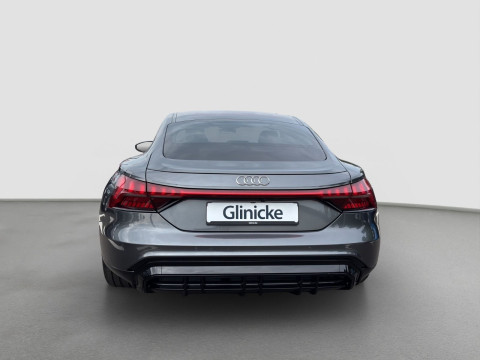 Audi - e-tron GT quattro