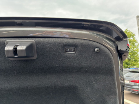 Audi - e-tron GT quattro