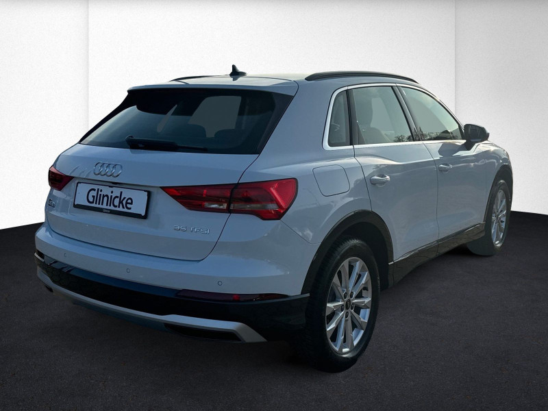Audi - Q3