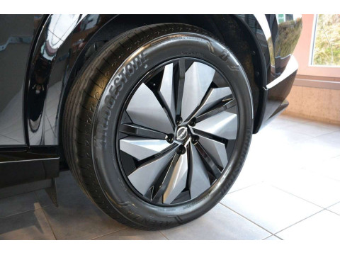 thumb-undefined