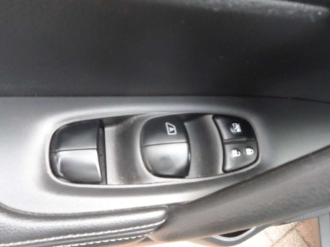 thumb-undefined