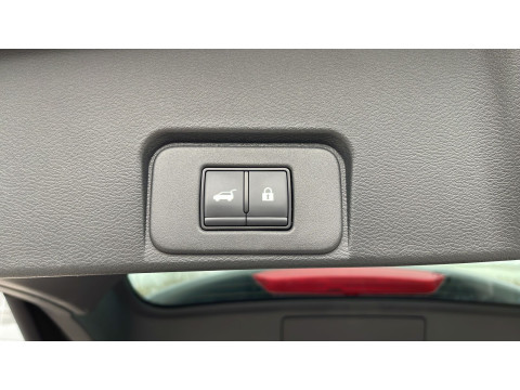 thumb-undefined