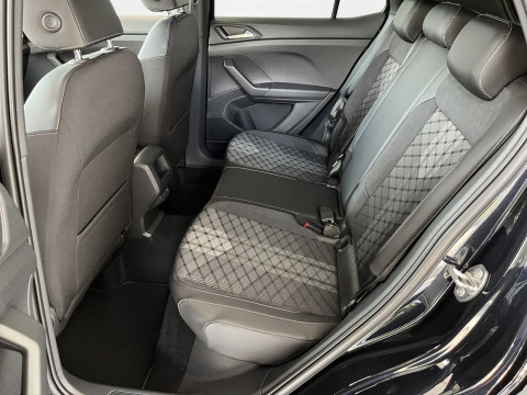 Volkswagen T-Cross - T-Cross R-Line 1.5 l TSI 150 PS DSG | Ahzv. | RÜKA | NAVI uvm.
