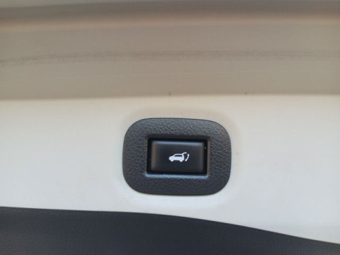 thumb-undefined