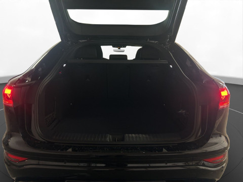 Audi - SQ6 Sportback e-tron