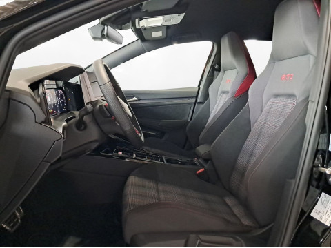 Volkswagen - Golf GTI