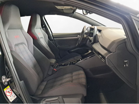 Volkswagen - Golf GTI