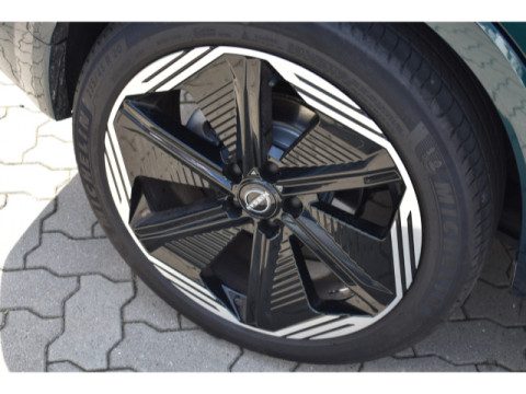 thumb-undefined