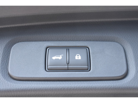 thumb-undefined