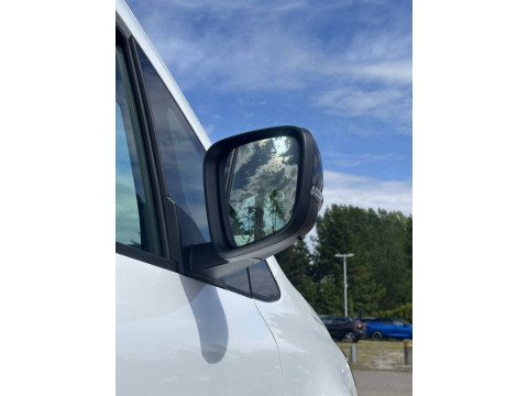 thumb-undefined