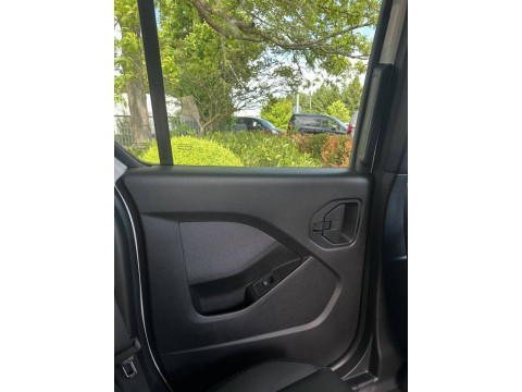 thumb-undefined